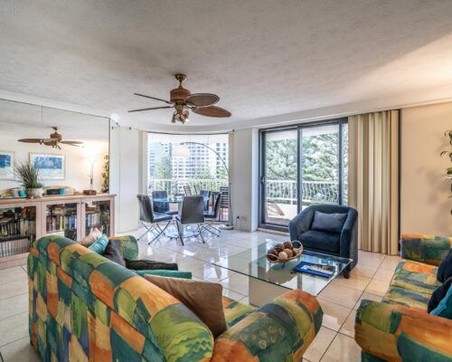 broadbeach-gold-coast-2bed-standard-apartments2